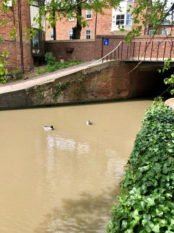 Ab - Top Floor 2 Bed Modern Town Centre Apartment With Parking For One Vehicle Stratford-upon-Avon Exterior foto