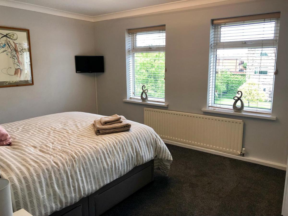 Ab - Top Floor 2 Bed Modern Town Centre Apartment With Parking For One Vehicle Stratford-upon-Avon Exterior foto